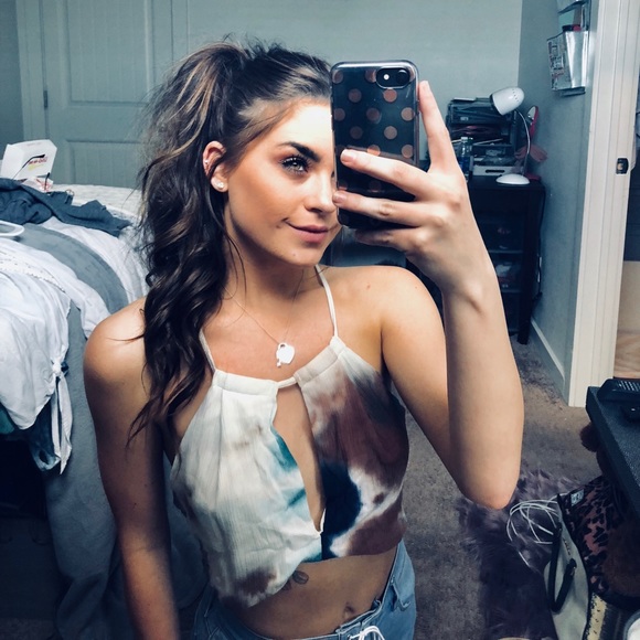 Crop top - Picture 1 of 2